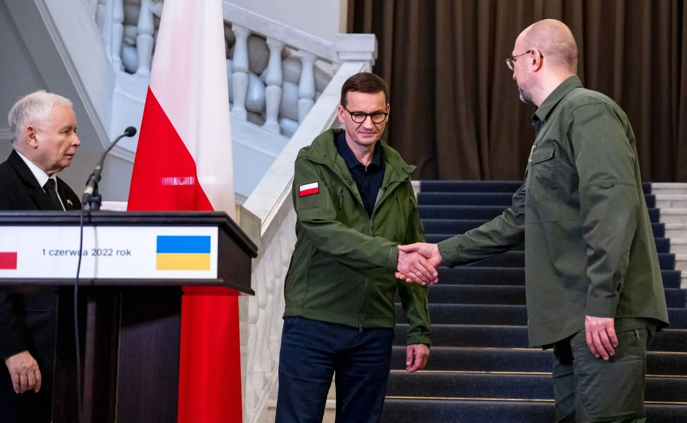 Kaczyński i Morawiecki otrzymali wysokie ukraińskie odznaczenia