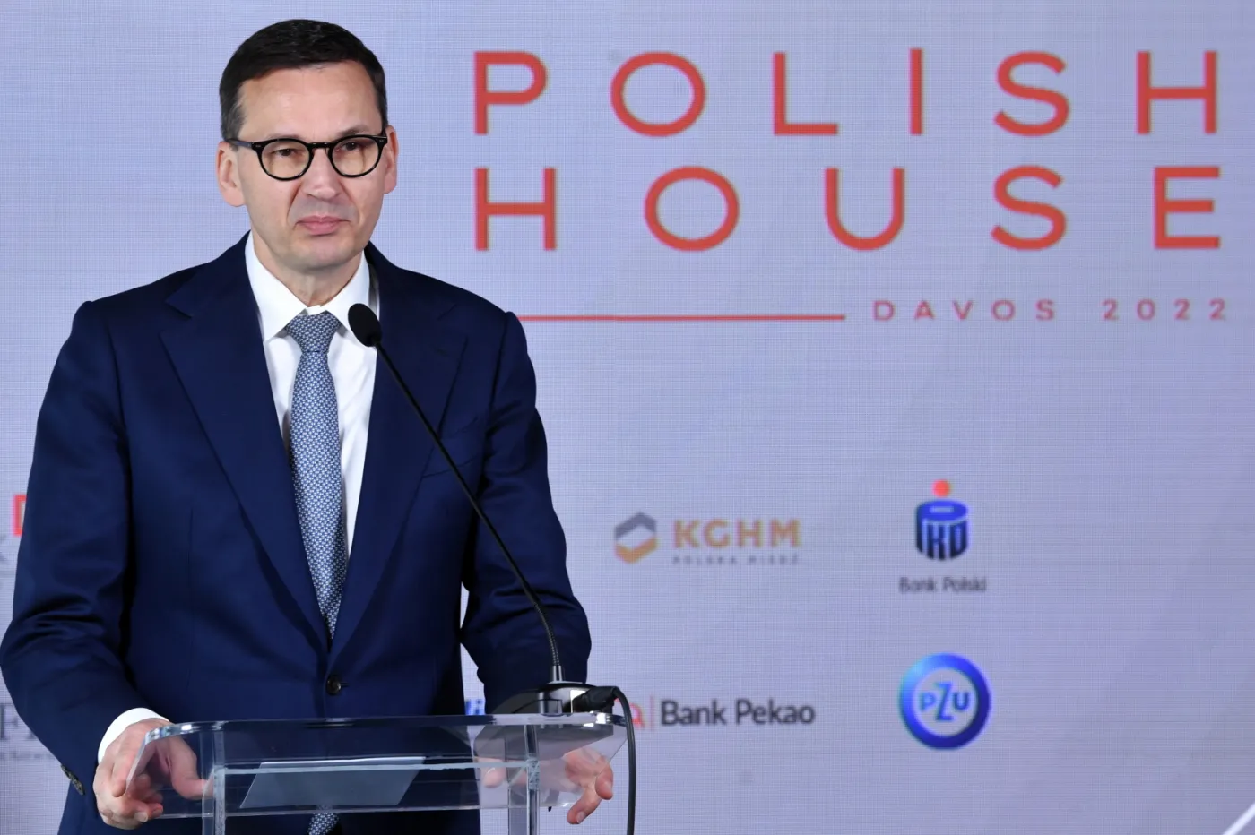 Morawiecki w Davos mówi o kilkumiliardowej nadwyżce. "Sytuacja jeśli nie komfortowa..."