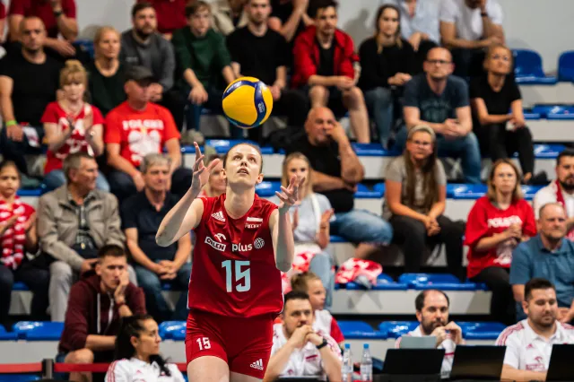 Zmiany w kadrze siatkarek. Jurczyk i Czyrniańska lecą na Filipiny