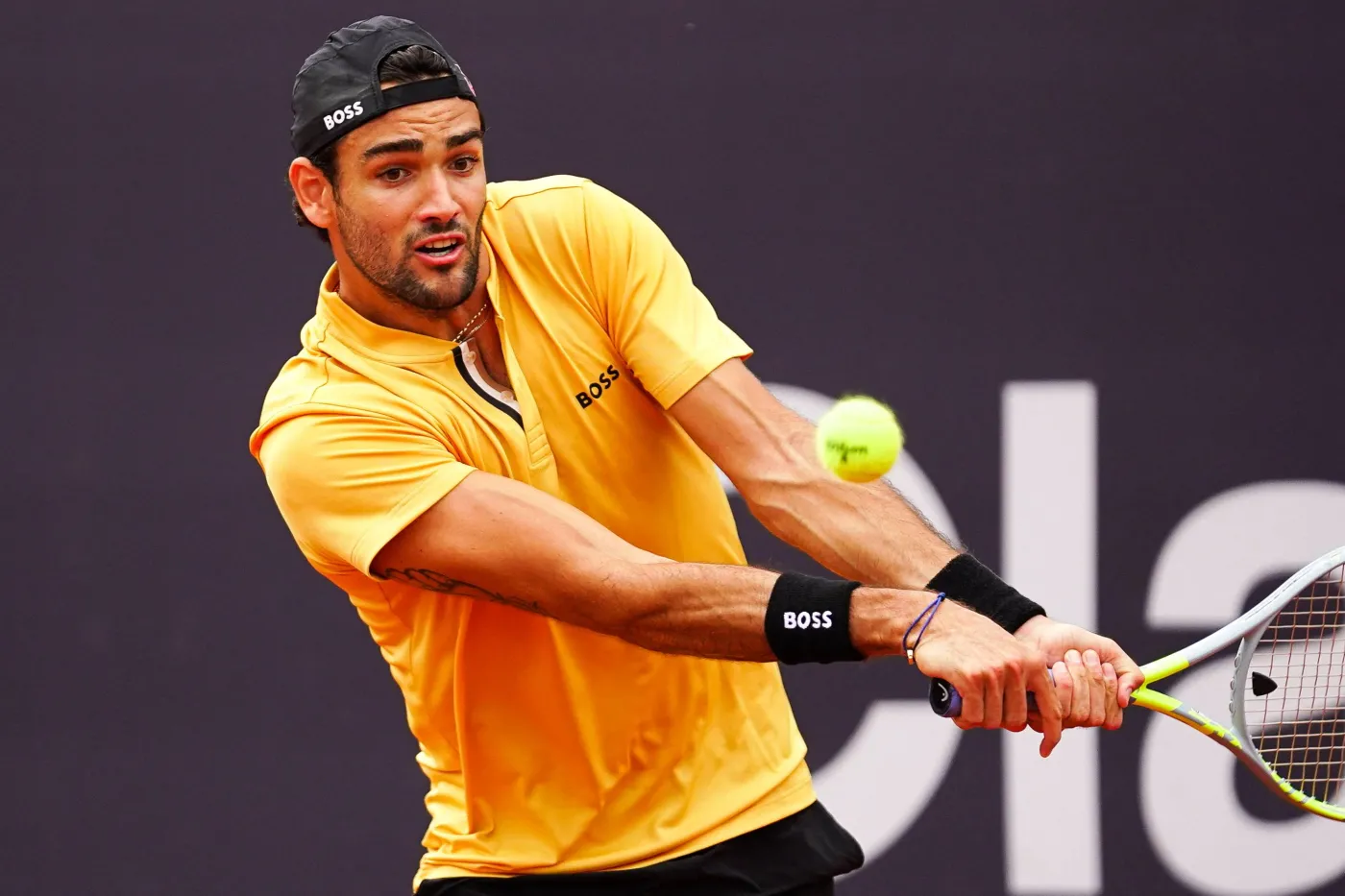 Berrettini wygrał w Stuttgarcie. Murray z trudem dokończył mecz