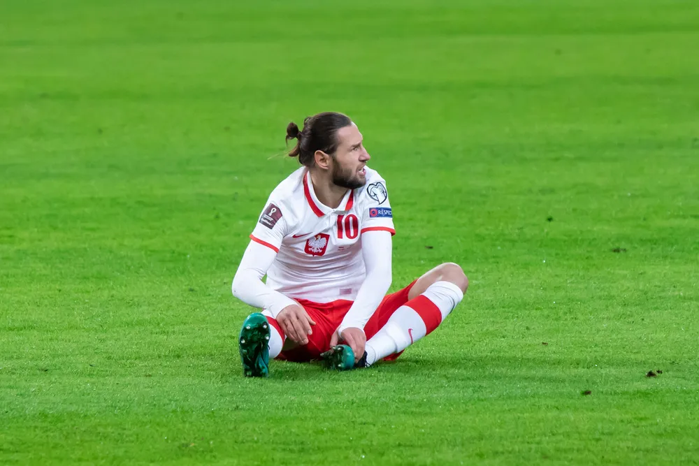 Krychowiak strzelił samobója. Z osiemnastu metrów trafił do własnej bramki