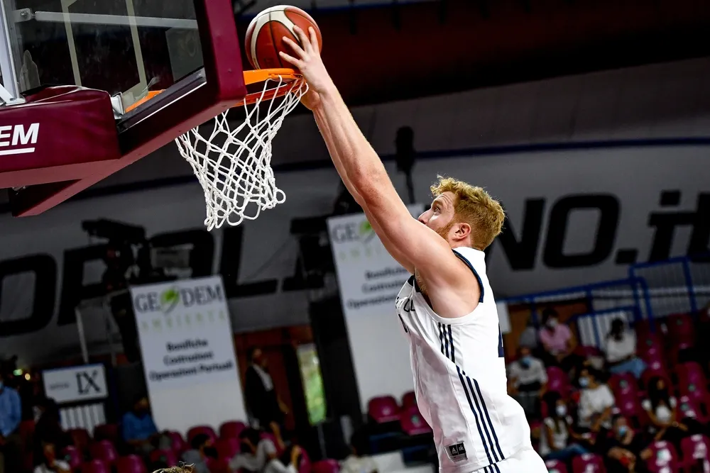 Geoffrey Groselle koszykarzem Legii Warszawa