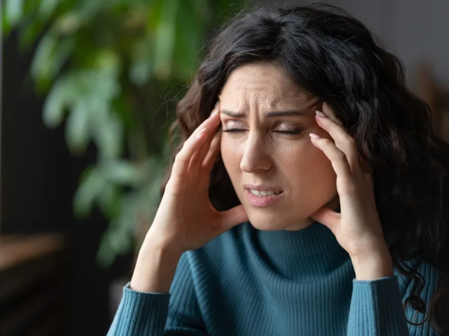 Stres informacyjny - jak daje o sobie znać i co z nim robić?