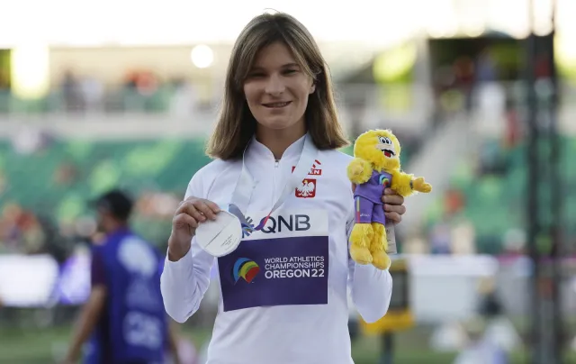 Srebrny medal Zdziebło, 4. miejsce sztafety mieszanej na lekkoatletycznych MŚ