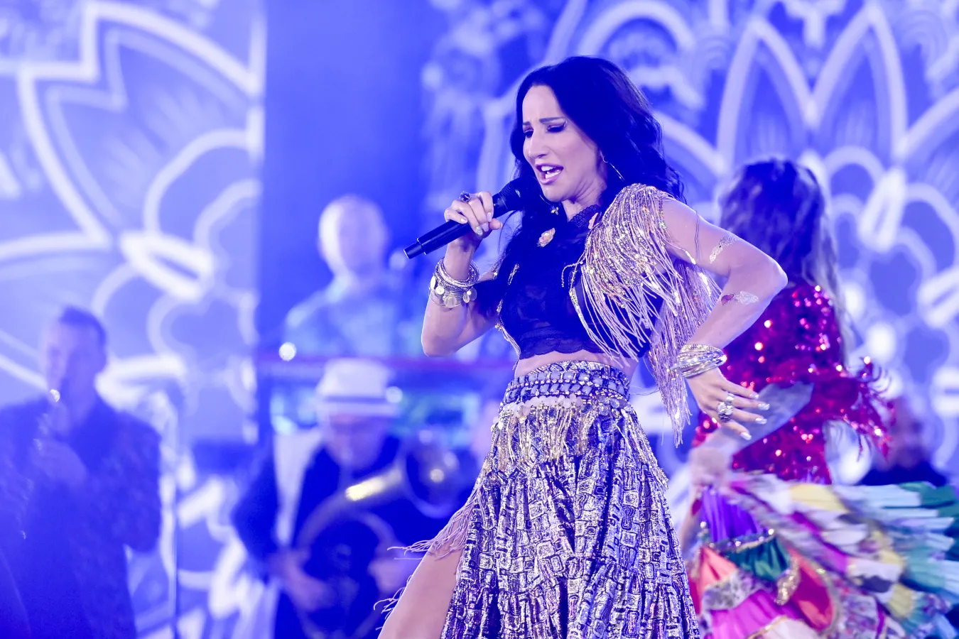 Dziennikarz krytykuje akcent Steczkowskiej. Piosenkarka odpowiada