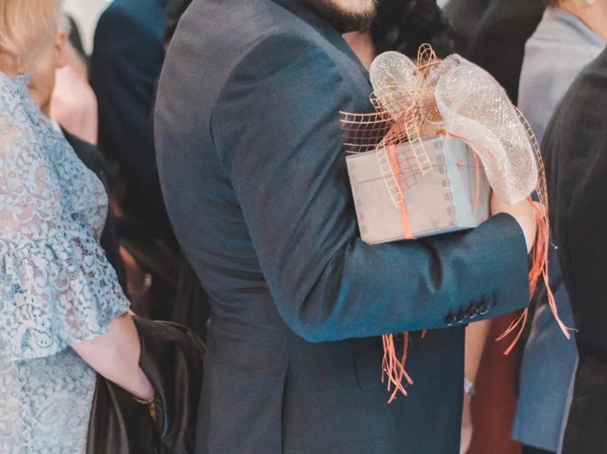 Moda się zmienia: TAKICH prezentów oczekują teraz nowożeńcy