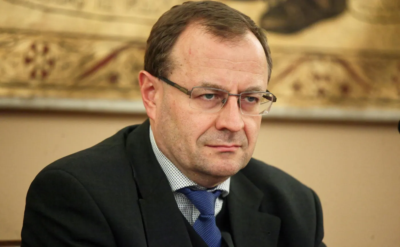 Prof. Dudek: Jest taki zapis, w którym Gorbaczow powiedział Wałęsie...