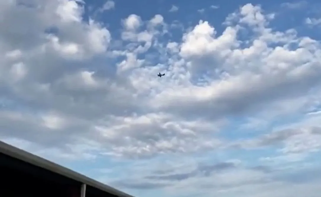 Pilot krążącego nad Missisipi samolotu groził samobójstwem