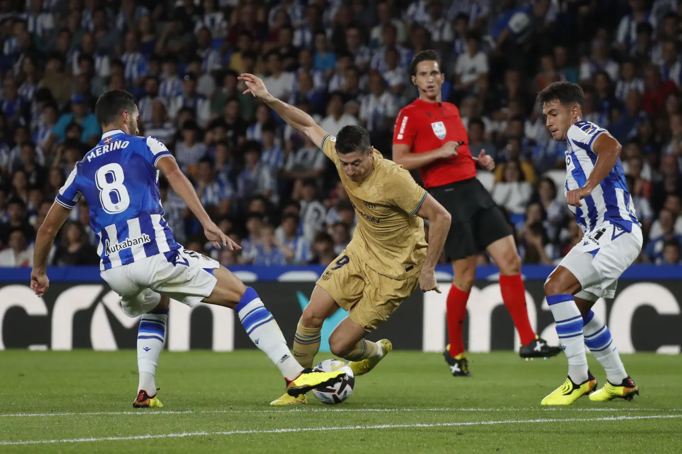 Lewandowski już stał się liderem. Barcelona gra na Polaka