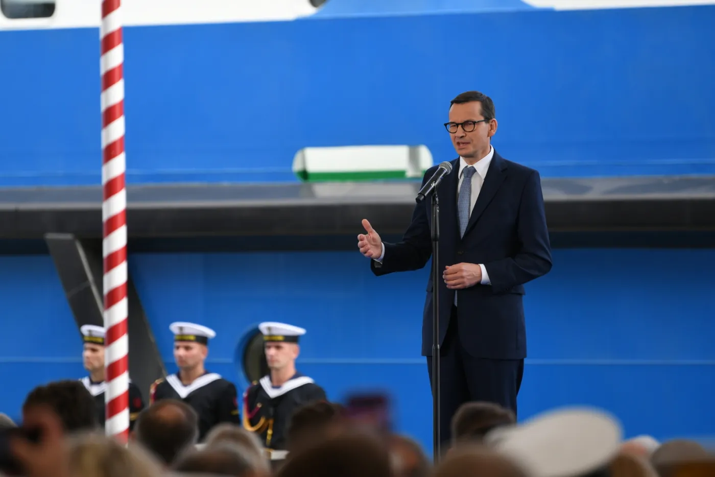 Morawiecki ostro o Tusku: Przefarbowanie, specjalna operacja... "Skandaliczne słowa"