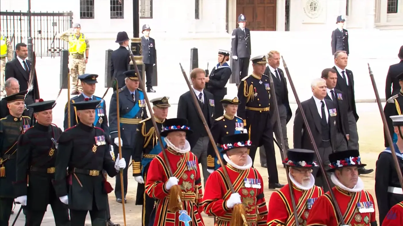 Księżniczka Charlotte poucza starszego brata. Co mu powiedziała? [WIDEO]