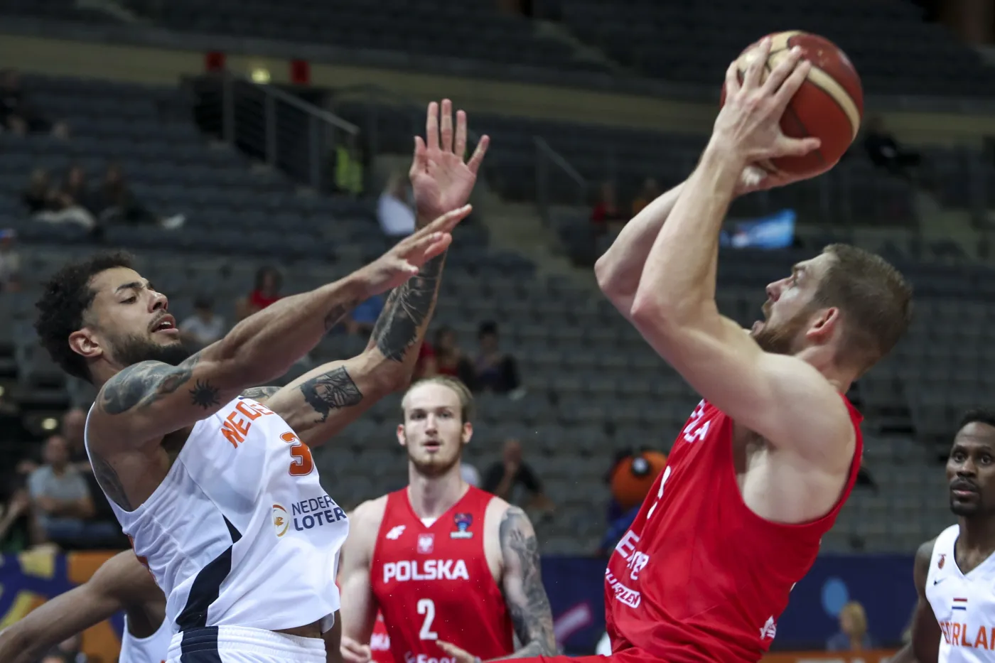 Niepokonana Serbia na drodze polskich koszykarzy