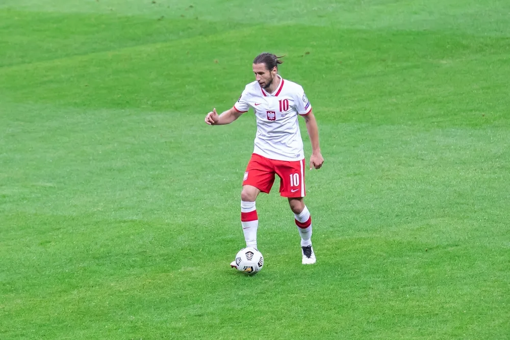 Nieudany debiut Grzegorza Krychowiaka w barwach AEK Ateny