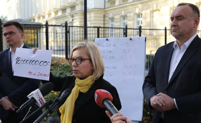 Polska 2050: PiS chce "zabetonować" spółki strategiczne, powołując "radę bezpiecznych stołków"