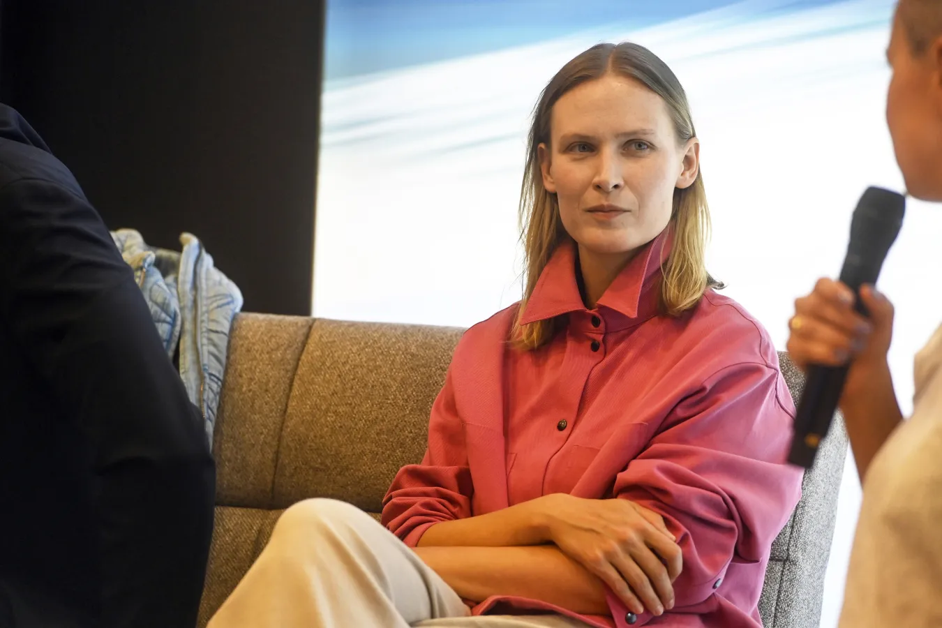 Na planie "Wielkiej wody" była w ciąży. Kim jest Agnieszka Żulewska, czyli serialowa Jaśmina?