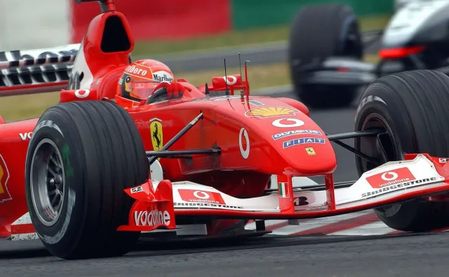 Formuła 1. Bolid Schumachera z 2003 roku sprzedany za astronomiczną sumę
