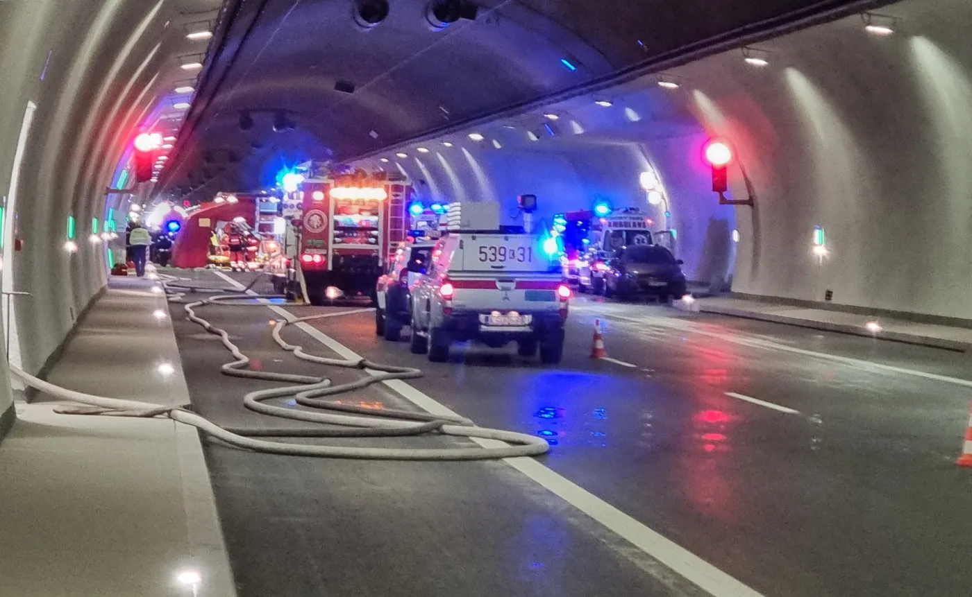 Tunel na Zakopiance jest gotowy do użytku, ale zaczął od wypadku. Kiedy otwarcie?