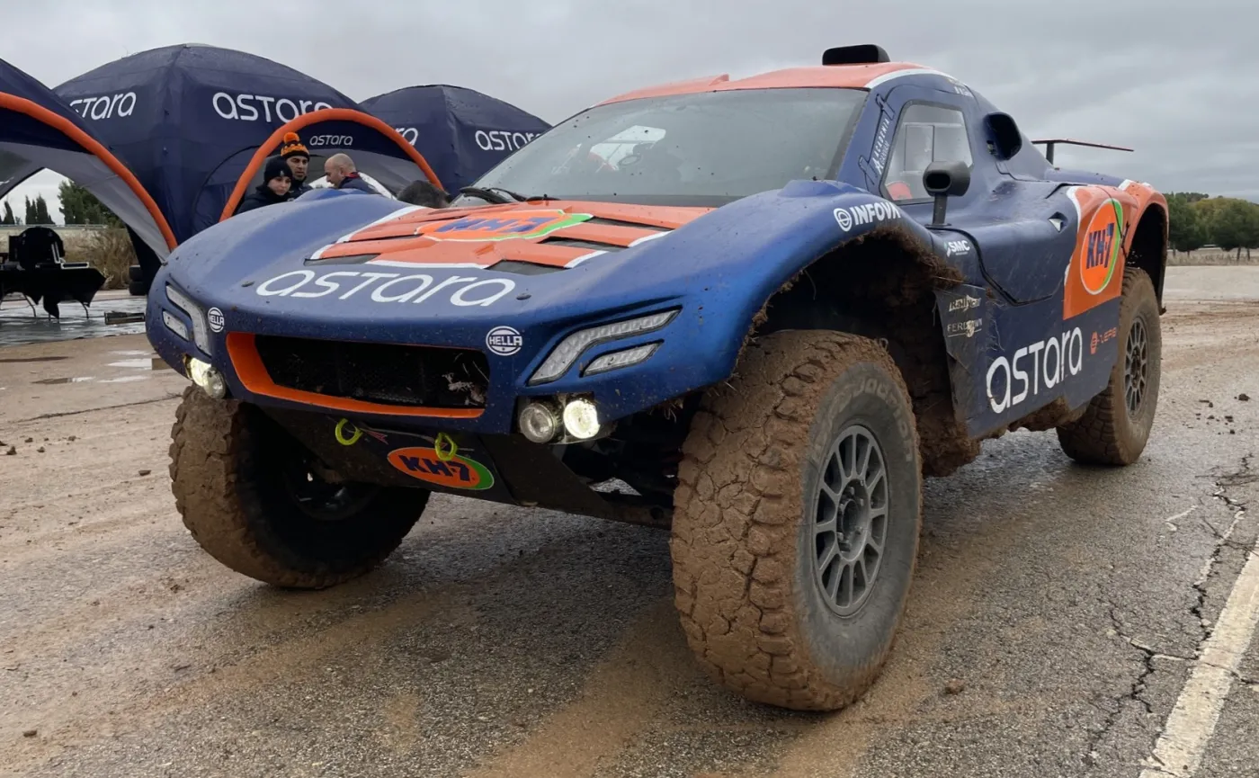 Przełomowy napęd z Hiszpanii. To paliwo uratuje samochody spalinowe