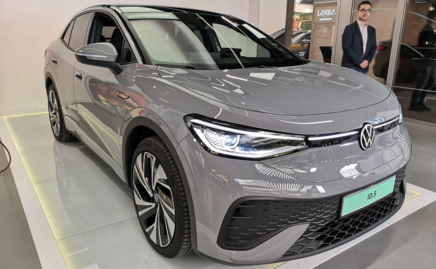 volkswagen-id5-pro-37344729.jpg