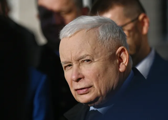 Kaczyńskiemu opłaca się nawet utrata władzy. Oto POWODY [FELIETON]