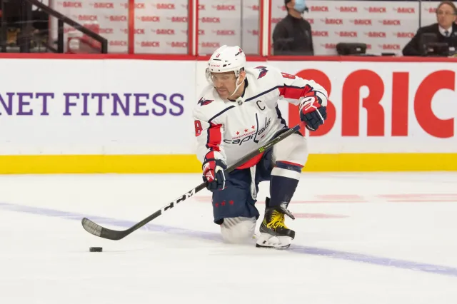 Owieczkin drugi na liście najlepszych strzelców wszech czasów NHL [WIDEO]