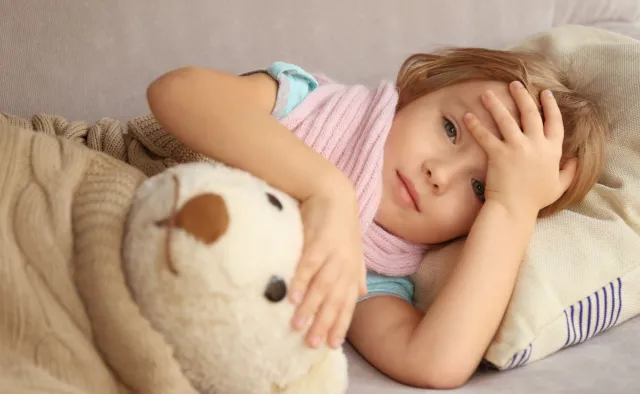 Większość dzieci z COVID-19 może mieć nietypowe objawy choroby