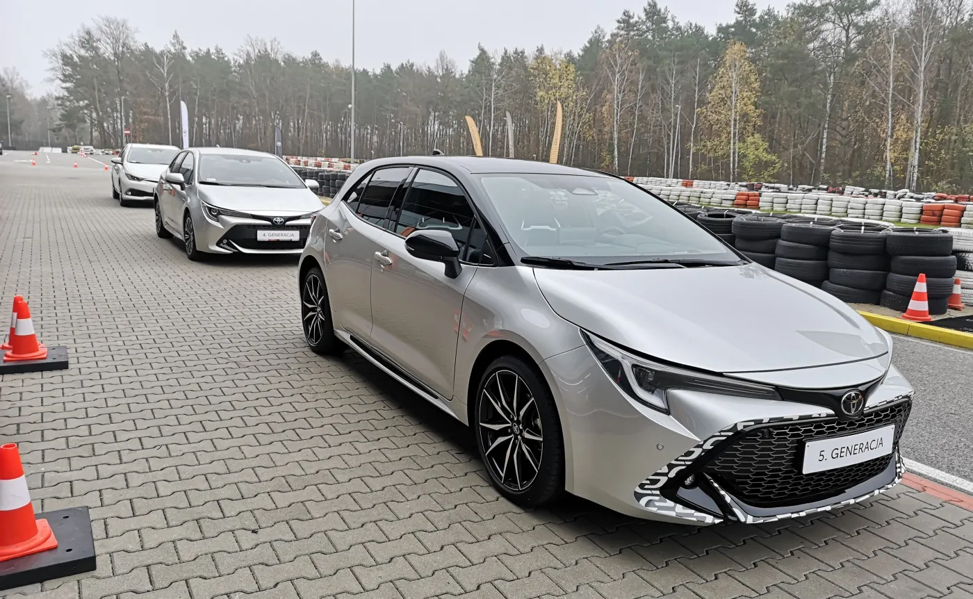 toyota-corolla-2023-37634847.jpg