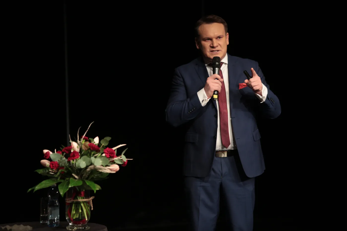 Tarczyński o aferze korupcyjnej w PE: Skandalu nie da się zamieść pod dywan