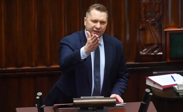 Czarnek: Od tygodnia trwa festiwal chamstwa przeciwko organizacjom pozarządowym