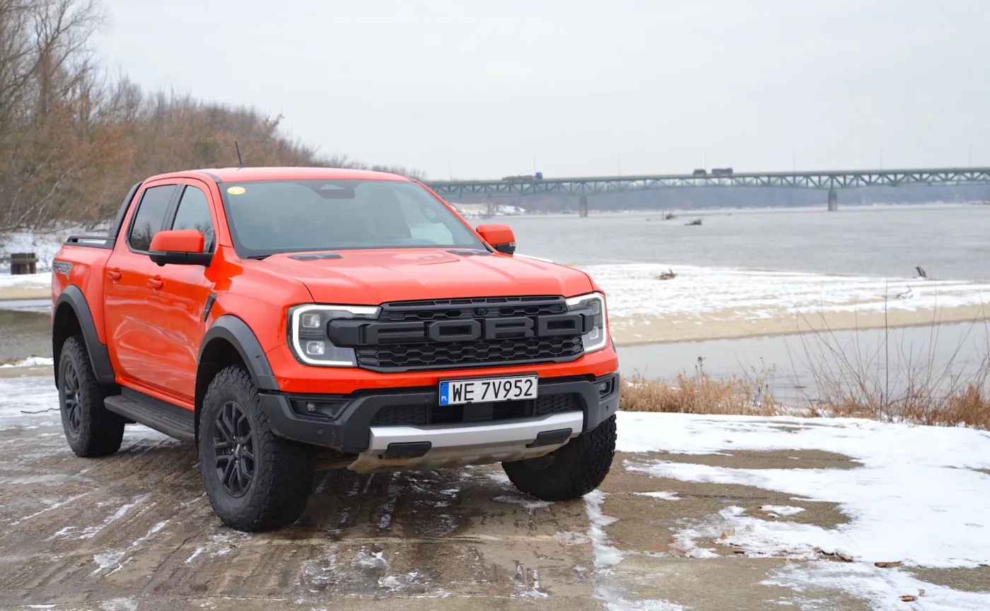 ford-ranger-raptor-37706689.jpg