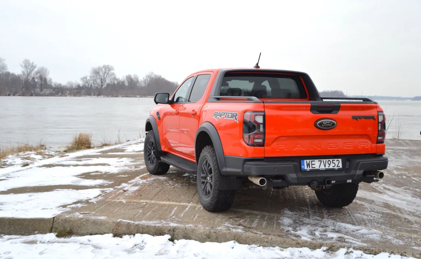 ford-ranger-raptor-37706709.jpg