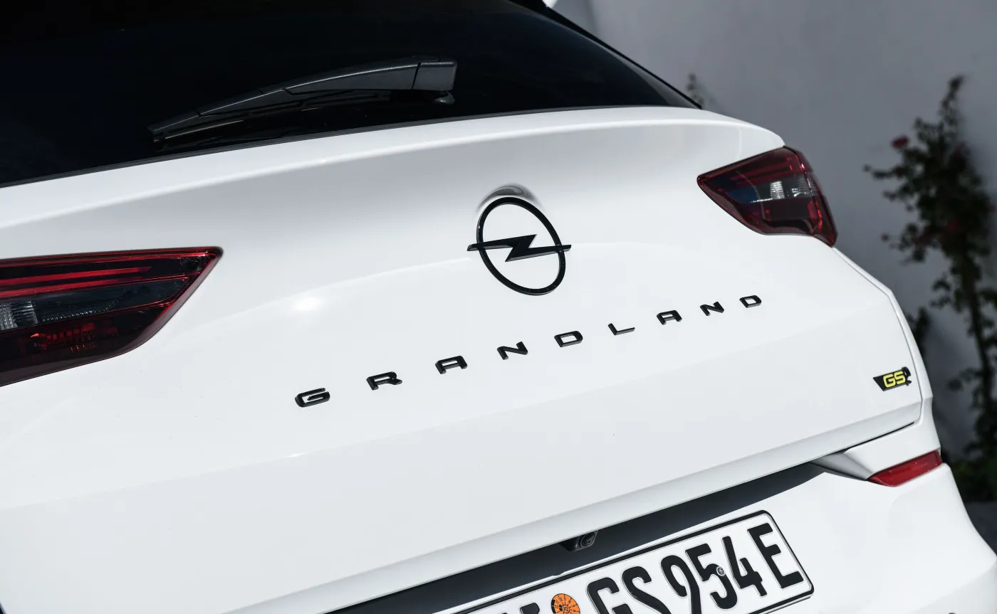 opel-grandland-gse-37697641.jpg