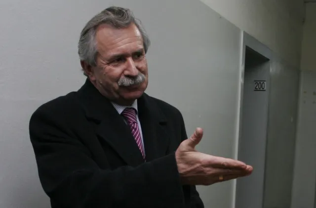 Generał Komornicki: Niemcy nieadekwatnie wywiązują się z zadań, Polska przejęła rolę lidera