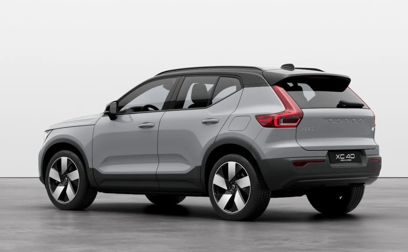volvo-xc40-recharge-37683816.jpg