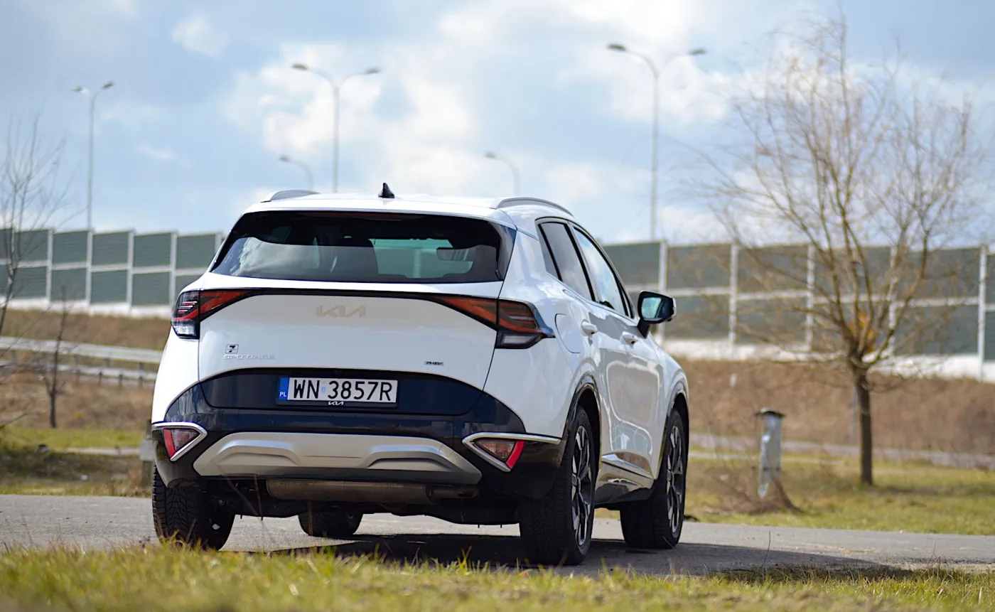 kia-sportage-phev-37742388.jpg