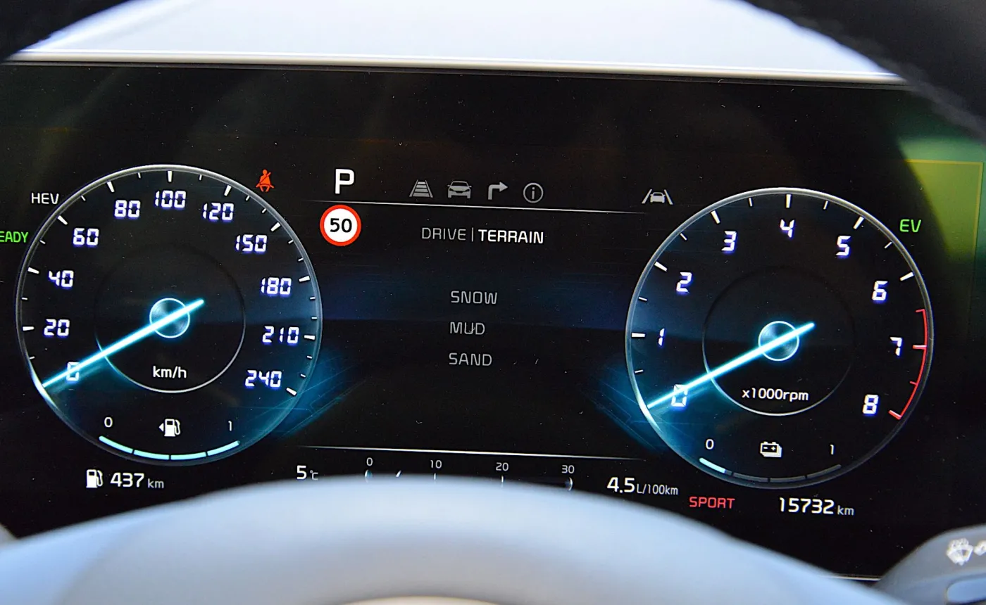 kia-sportage-phev-37742557.jpg