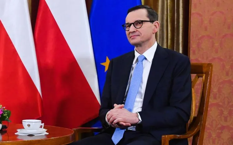 "Przypomniał mi się kultowy film". Morawiecki wykorzystał cytat, by skrytykować Tuska