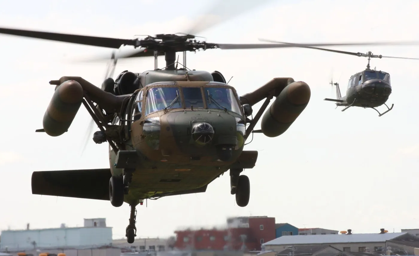 Zaginięcie japońskiego śmigłowca wojskowego. Trwają poszukiwania