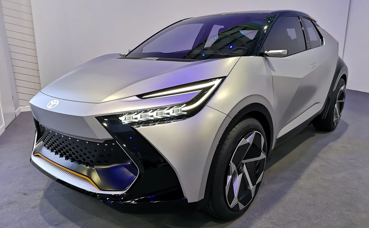 toyota-chr-prologue-37641461.jpg