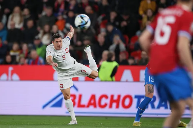 Polacy dostali srogiego łupnia od Czechów. Co na to Lewandowski?