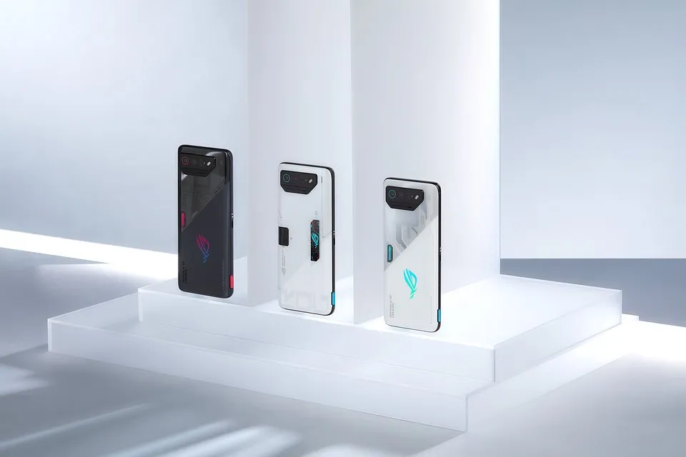 ROG Phone 7 i 7 Ultimate. ASUS pokazuje najmocniejsze w historii smartfony dla graczy