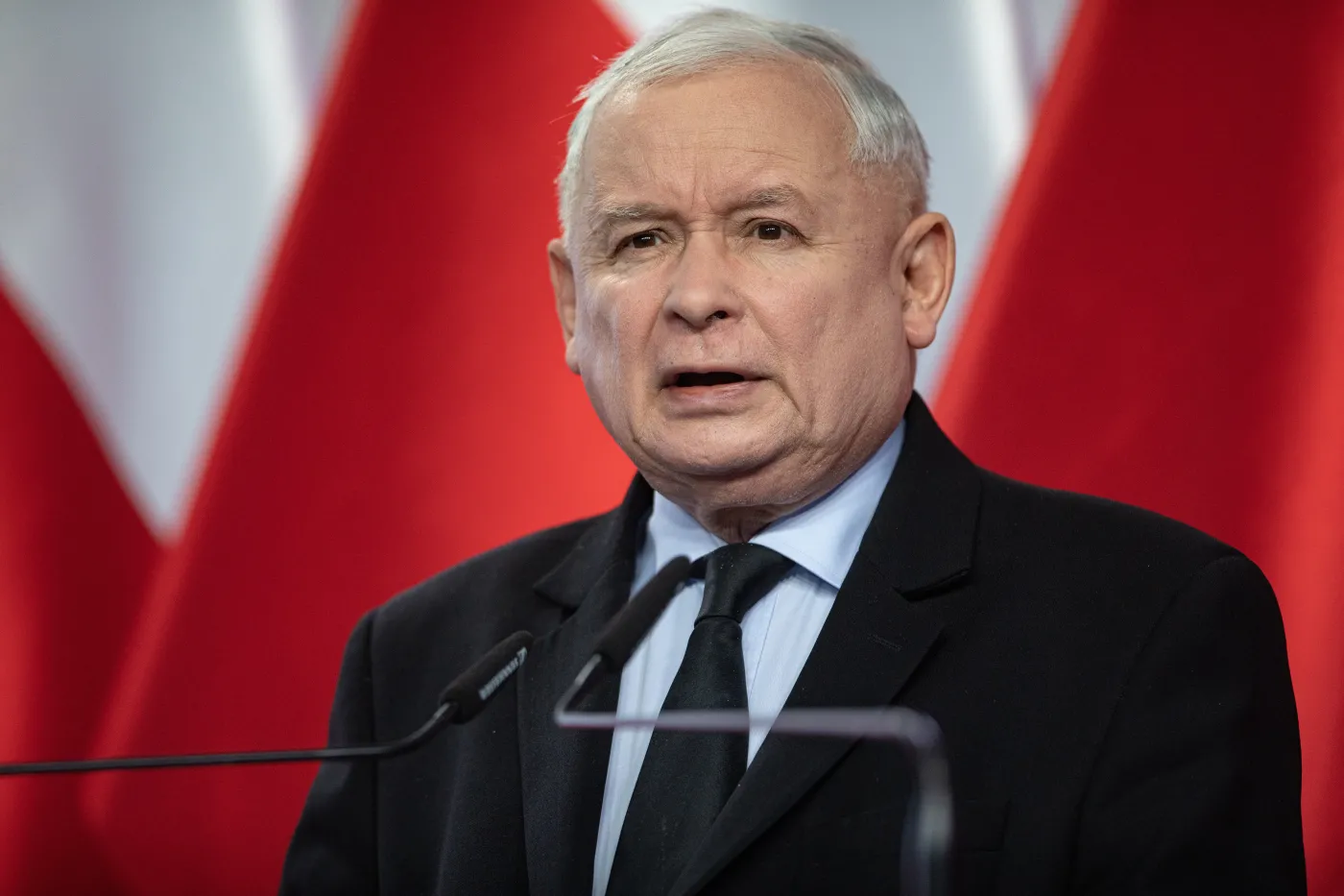 Kaczyński: Patrzymy na postawę Węgier krytycznie