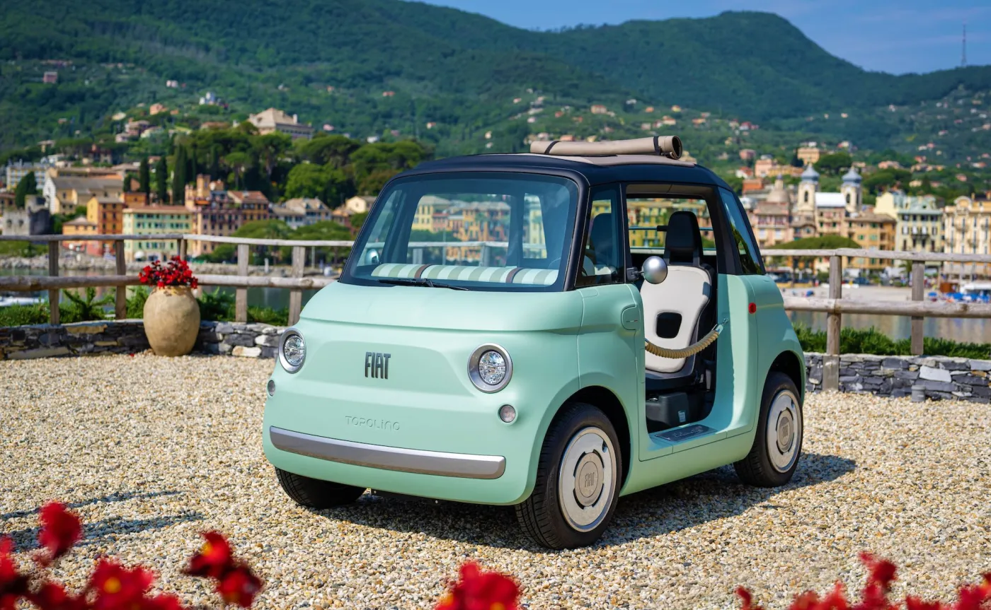 Nowy Fiat Topolino ma apetyt na miasto. Poprowadzą go nawet 16-latkowie