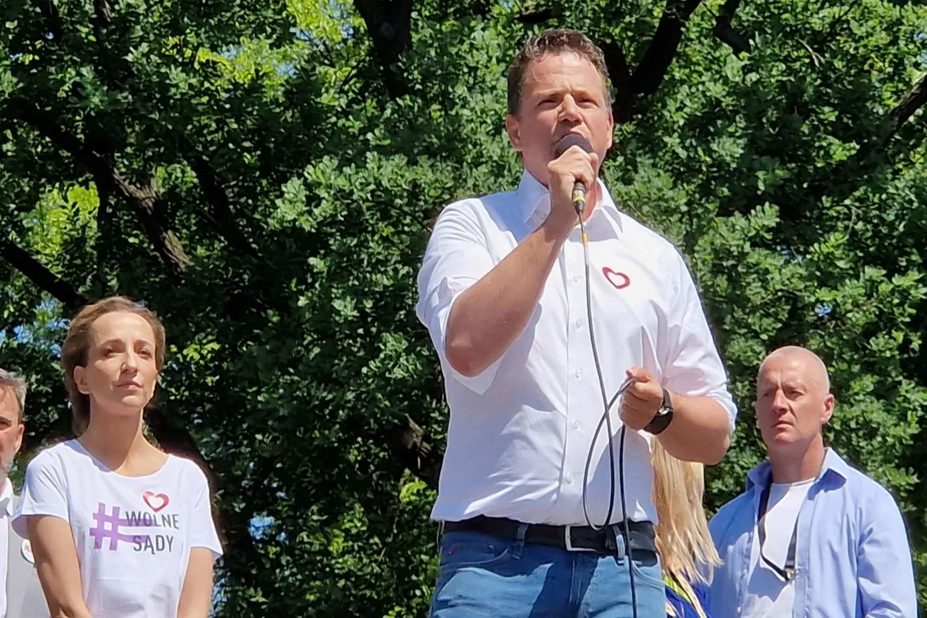 Emocjonalne wystąpienie Trzaskowskiego na marszu: Mamy dość!