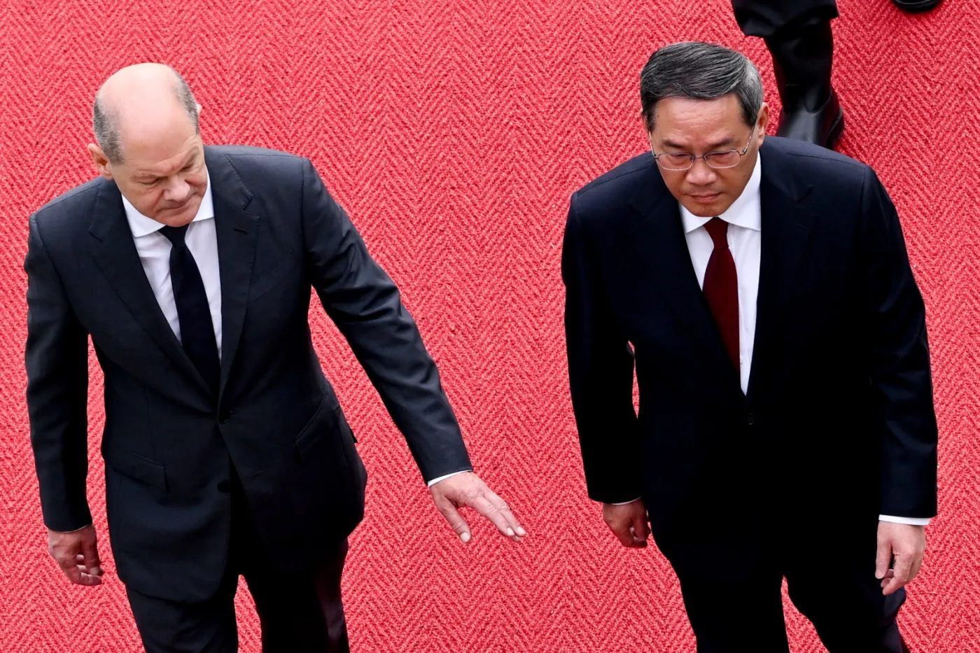 Premier Chin z wizytą w Berlinie. "W przypadku wstrząsów niemiecka gospodarka byłaby poważnie zagrożona"