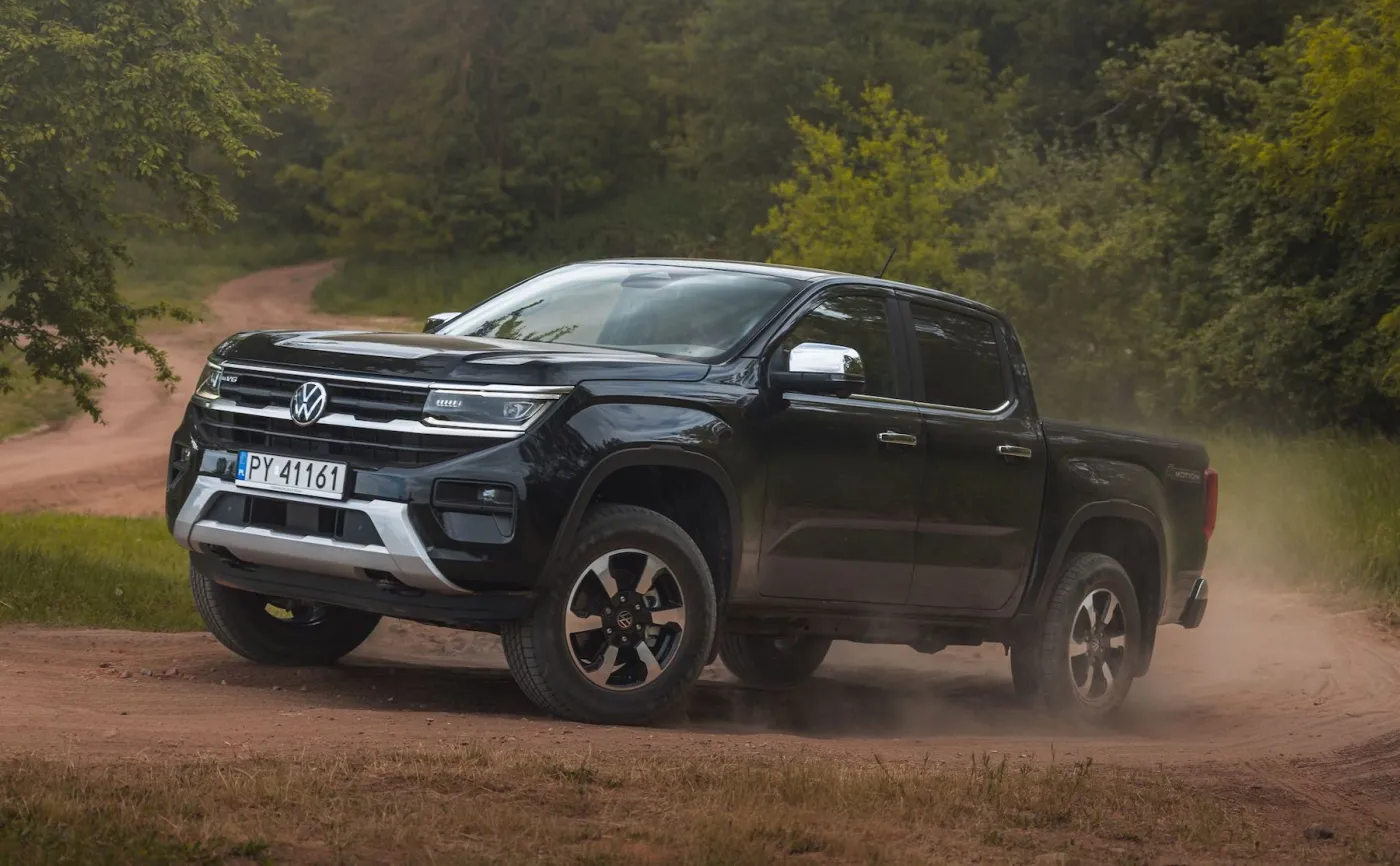 volkswagen-amarok-37826462.jpg
