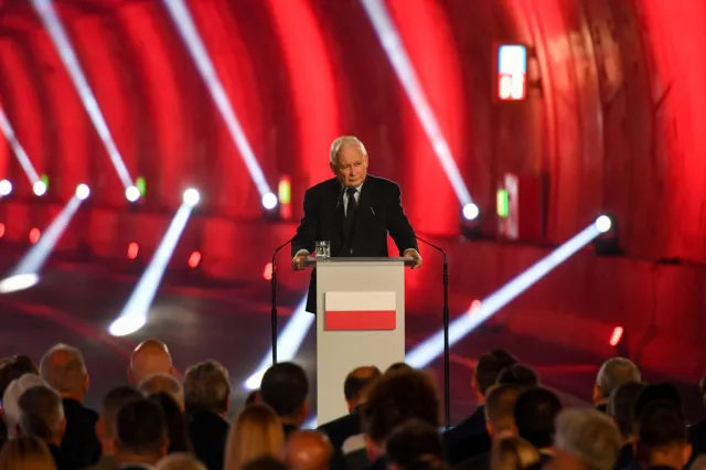 Kaczyński odpowiada Tuskowi: Przeżył przemianę duchową