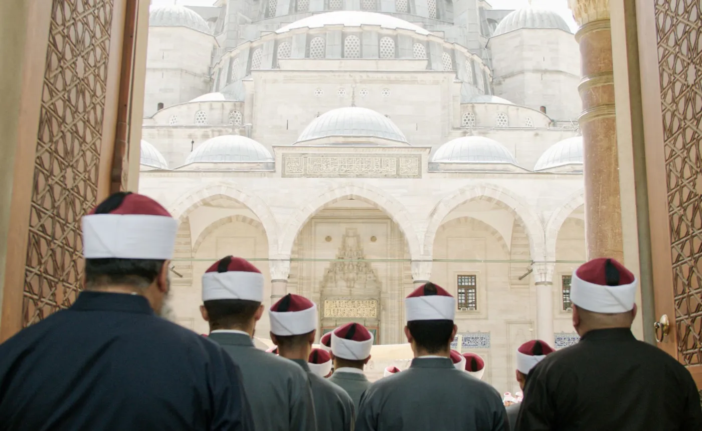 Infiltracja Bractwa Muzułmańskiego. Kulisy "islamskiego Watykanu" [#DobryCynk]