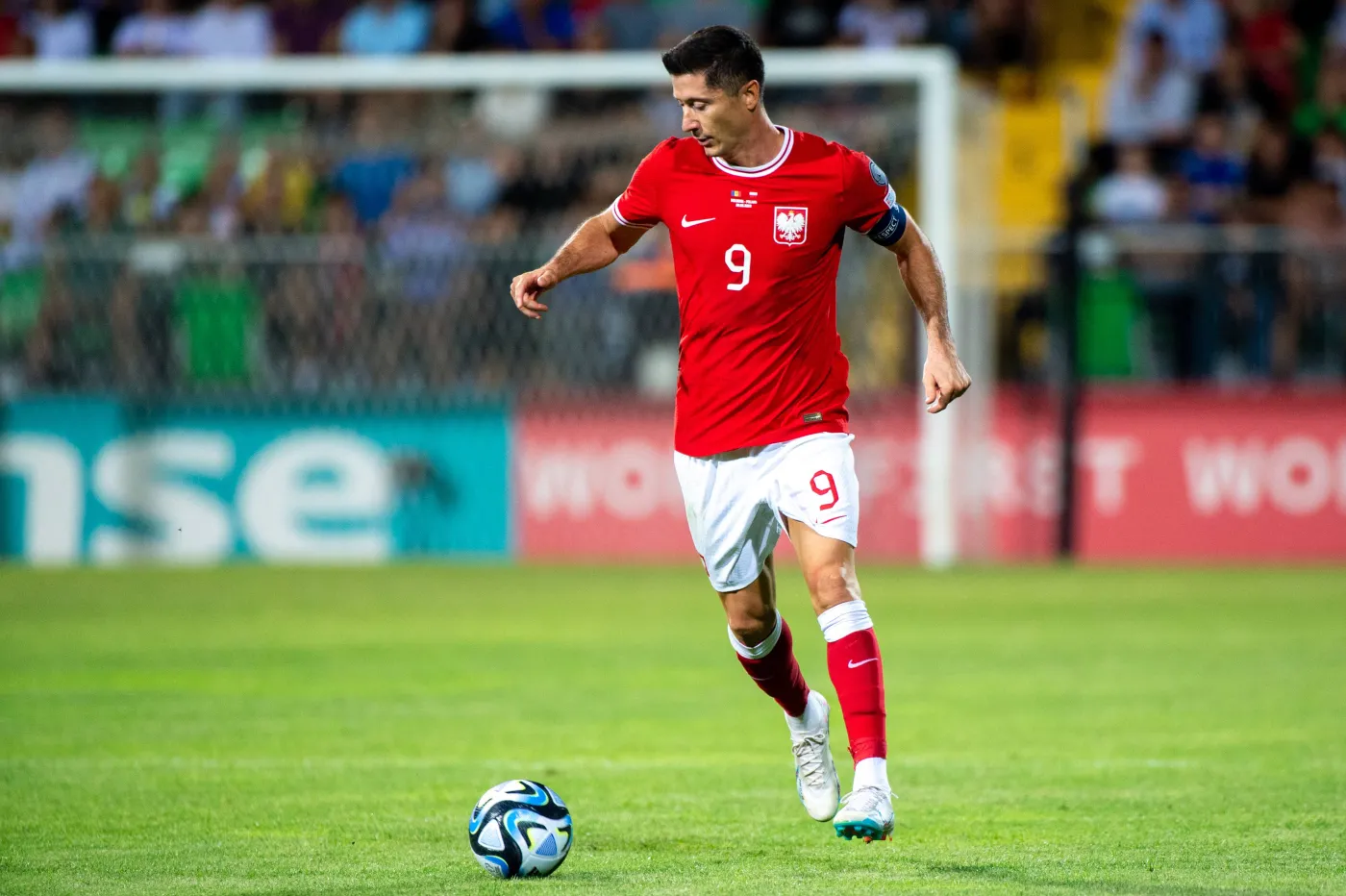 Czy Robert Lewandowski powinien stracić opaskę kapitana reprezentacji Polski? [FELIETON]