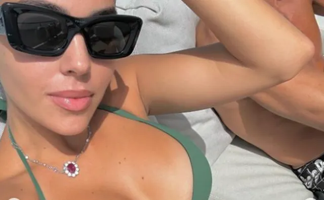 Georgina Rodriguez, skąpe bikini i zadowolony Ronaldo... Tak wypoczywa słynna para